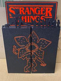 Espositore Stranger Things con luce LED