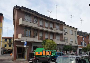 Appartamento di 130 m² con 4 locali a Monfalcone