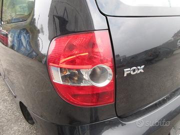 Fanale posteriore sinistro VOLKSWAGEN FOX del 2006