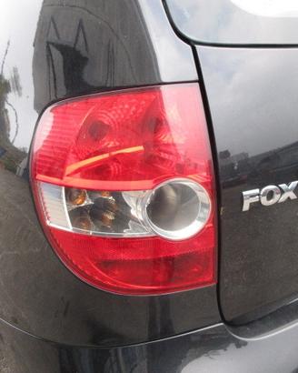 Fanale posteriore sinistro VOLKSWAGEN FOX del 2006