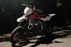 Husqvarna sm 125