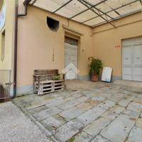 CASA SEMINDIPENDENTE A LAMPORECCHIO