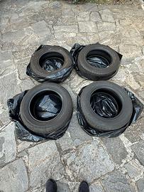 4 pneumatici estivi Falken 205/65 R16 95H