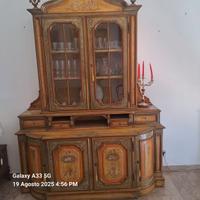 Credenza in legno massello