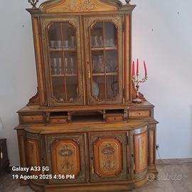 Credenza in legno massello