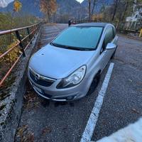 Opel Corsa 1.2 - 2008 da sistemare ma funzionante