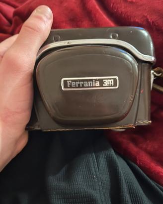Macchina fotografica ferrania 3m