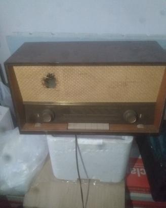 vari oggetti vintage 