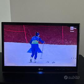 TV LG M2250D-PR 22”