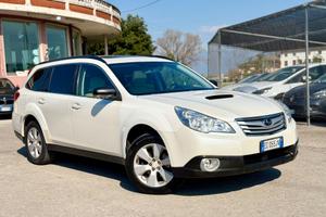 Subaru OUTBACK 2.0D 4*4 GARANZIA 12 mesi ! ! !