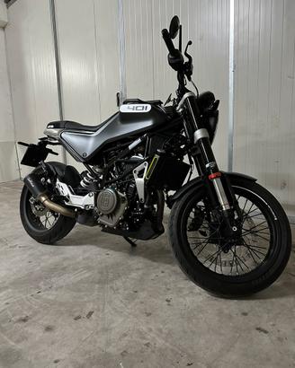 Husqvarna Svartpilen 401