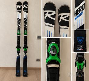 Sci Rossignol Hero Master con attacchi Look