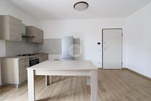 4 LOCALI A CAGLIARI