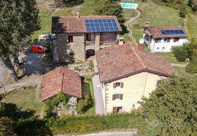 Proprieta' immobiliare con 22 posti letto