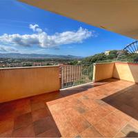 Panoramico e mai abitato