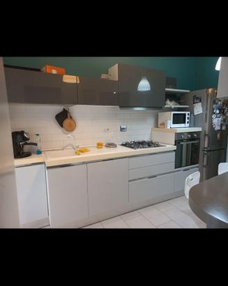 Cucina grigio perla/antracite disponibile dal 12 g