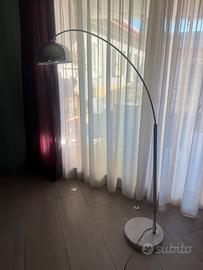 Lampada acciaio e marmo