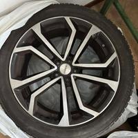 Bridgestone  245/45R20