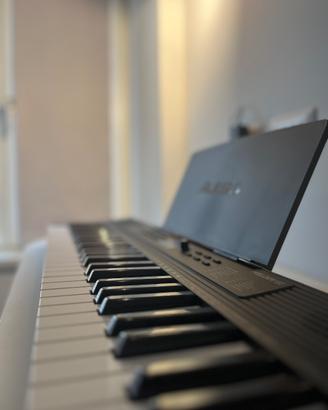 Tastiera Alesis Melody 61 in Perfette Condizio