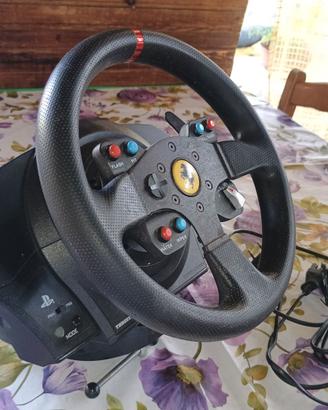 Thrustmaster t300 con corona Ferrari