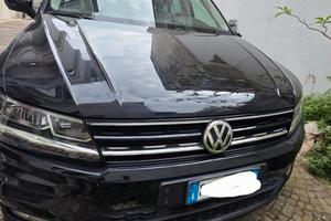 Tiguan full opt. unico proprietario Italia 0sinist
