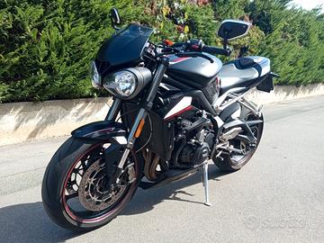 Triumph street triple 765 RS 