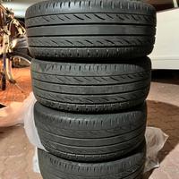 4 gomme estive Pirelli