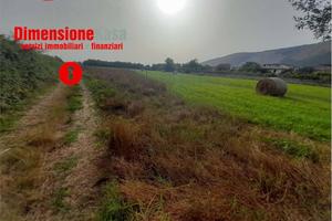 Terreno di 1435 m² a Nola