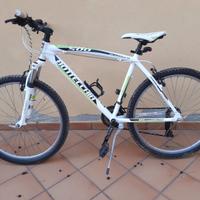 Bottecchia FX 500 606L aluminium 21V