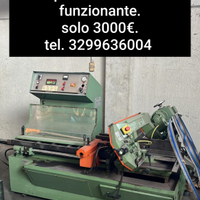 Attrezzatura macchine officina torneria