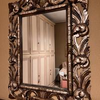 Specchiera barocca in legno argentato