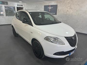 Lancia Ypsilon 0.9 TwinAir 85 CV 5 porte Metano Ec