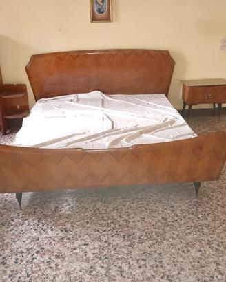 Letto in simil radica