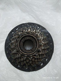 Pignone posteriore ruota bicicletta