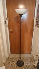 lampada IKEA piantana 