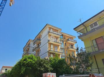 4 LOCALI A BARONISSI