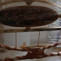 Letto di ottone bagnato in oro