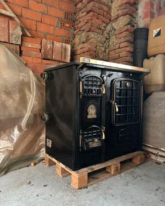 Stufa a legna Lincar