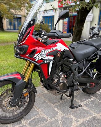 Honda CRF 1000 DCT TRAVEL EDITION