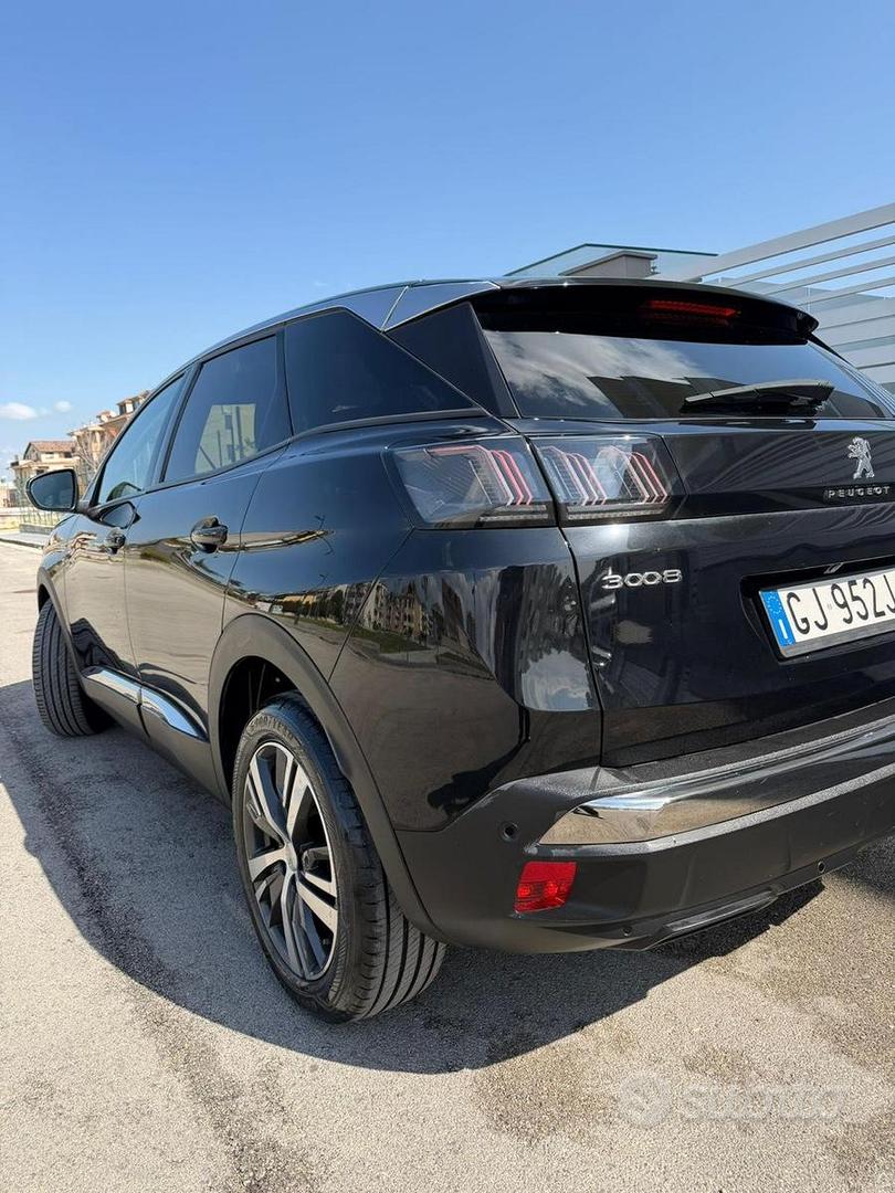 Peugeot 3008 2022 photo 3