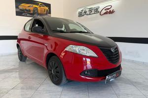 Lancia Ypsilon 1.2 69 CV 5 porte S Momodesign