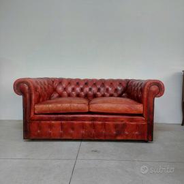 Divano chesterfield club... chester anni 50