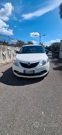 Lancia Ypsilon 1.3 MJT 16V 95 CV 5 porte S&S Plati