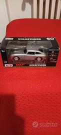 Modellino Aston Martin 007 James Bond