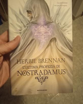 Libro l'ultima profezia di Nostradamus herbie bren