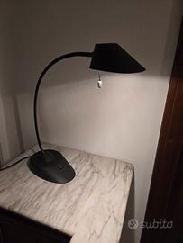 Lampada da tavolo a led