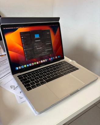 MacBook Pro 13" 2017 i5 8GB 512GB Touch Bar