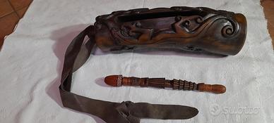 Tamburo a fessura artigianato etnico Malesia