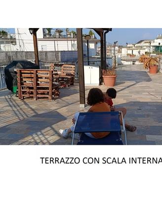 Appartamento con Terrazzo - Vomero/arenella