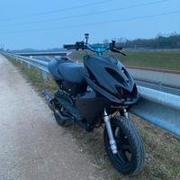 Yamaha aerox 50